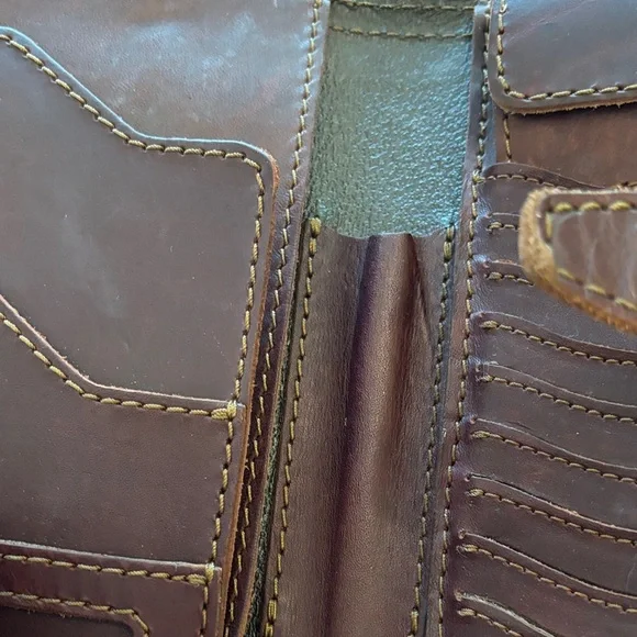 Saddleback Chestnut Brown Big Leather Wallet - Picture 8 of 8